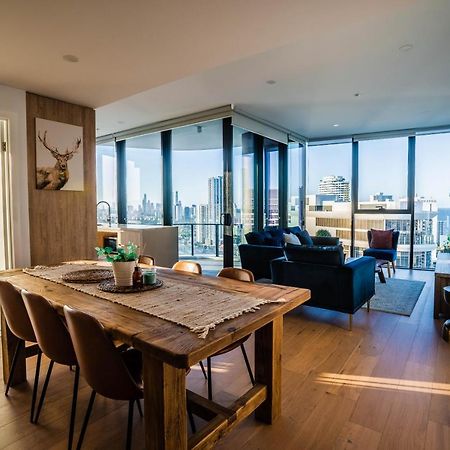 2 Bedroom Luxurious Family Apartment Next To Pacific Fair - Broadbeach Gold Coast Gc22 Zewnętrze zdjęcie