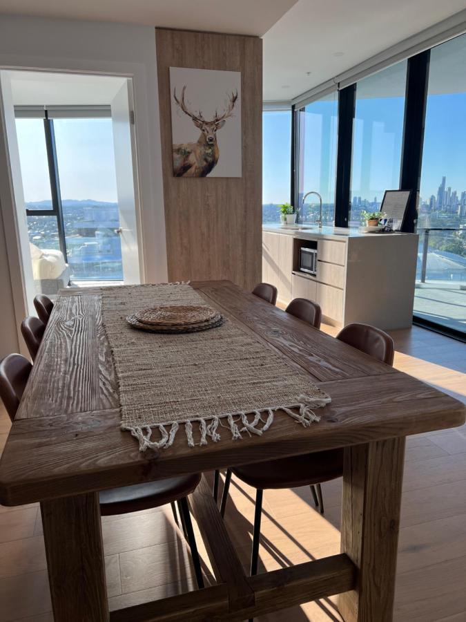 2 Bedroom Luxurious Family Apartment Next To Pacific Fair - Broadbeach Gold Coast Gc22 Zewnętrze zdjęcie
