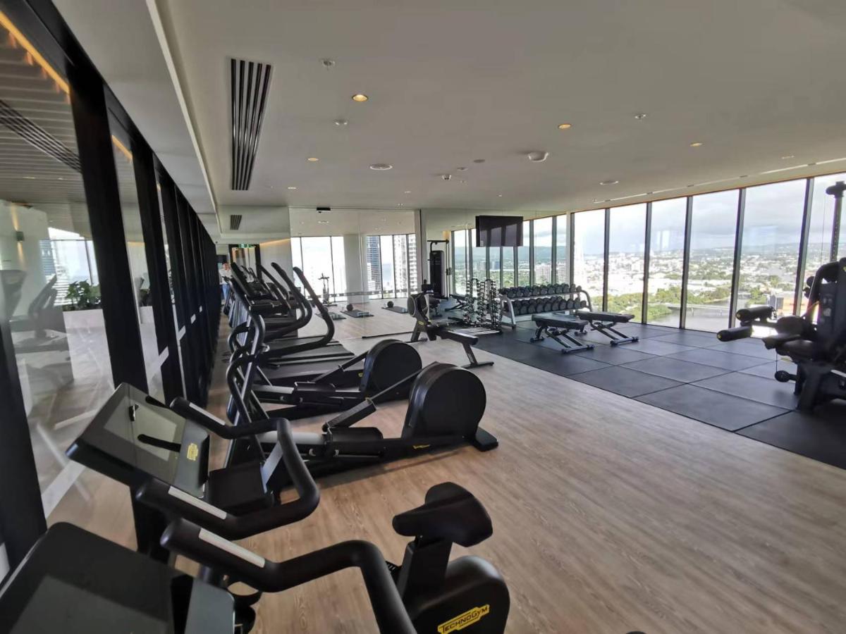 2 Bedroom Luxurious Family Apartment Next To Pacific Fair - Broadbeach Gold Coast Gc22 Zewnętrze zdjęcie