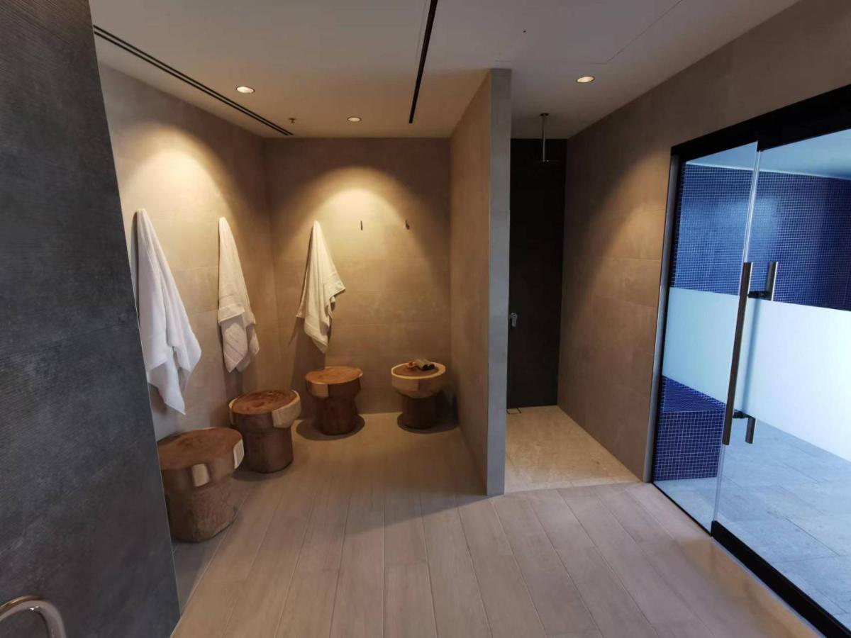 2 Bedroom Luxurious Family Apartment Next To Pacific Fair - Broadbeach Gold Coast Gc22 Zewnętrze zdjęcie