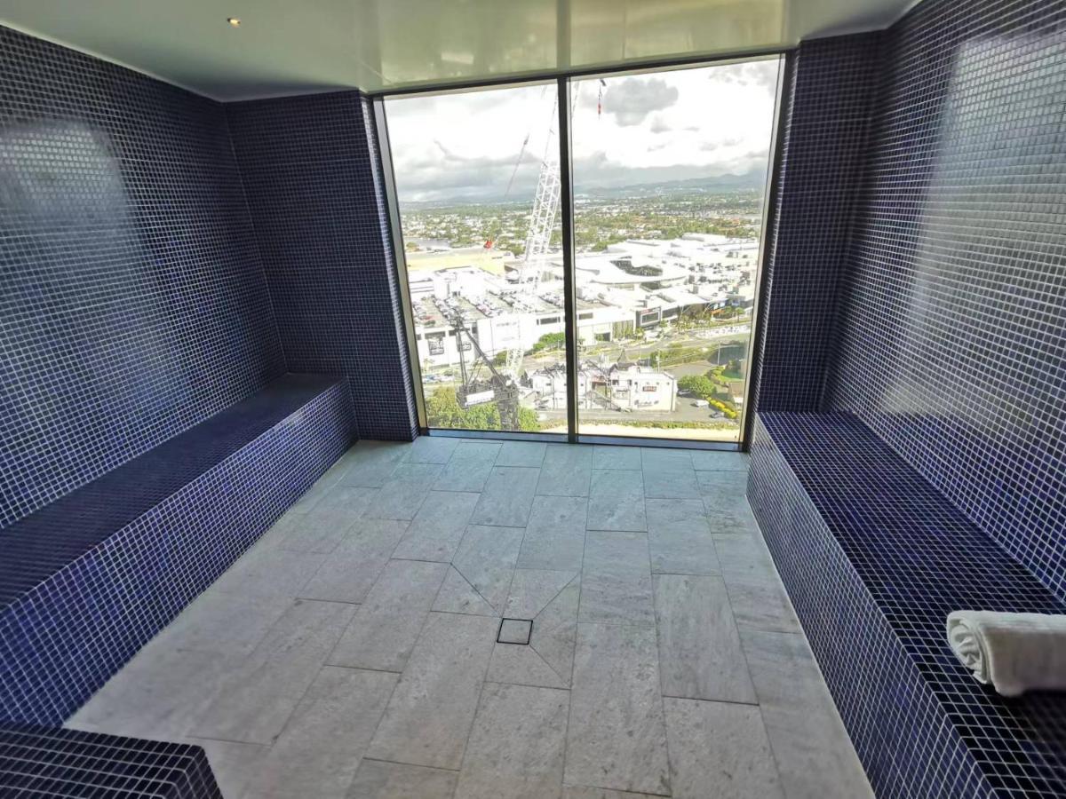 2 Bedroom Luxurious Family Apartment Next To Pacific Fair - Broadbeach Gold Coast Gc22 Zewnętrze zdjęcie
