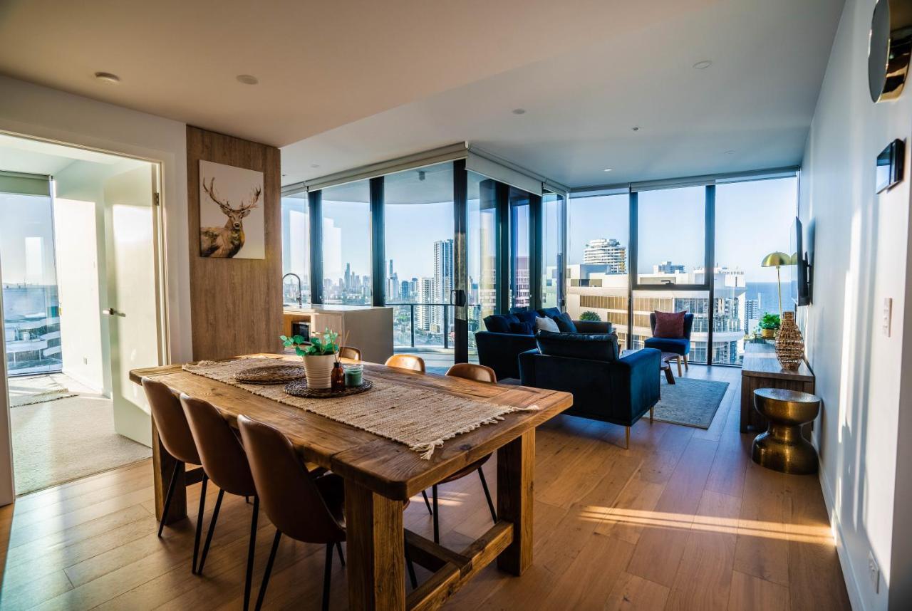 2 Bedroom Luxurious Family Apartment Next To Pacific Fair - Broadbeach Gold Coast Gc22 Zewnętrze zdjęcie