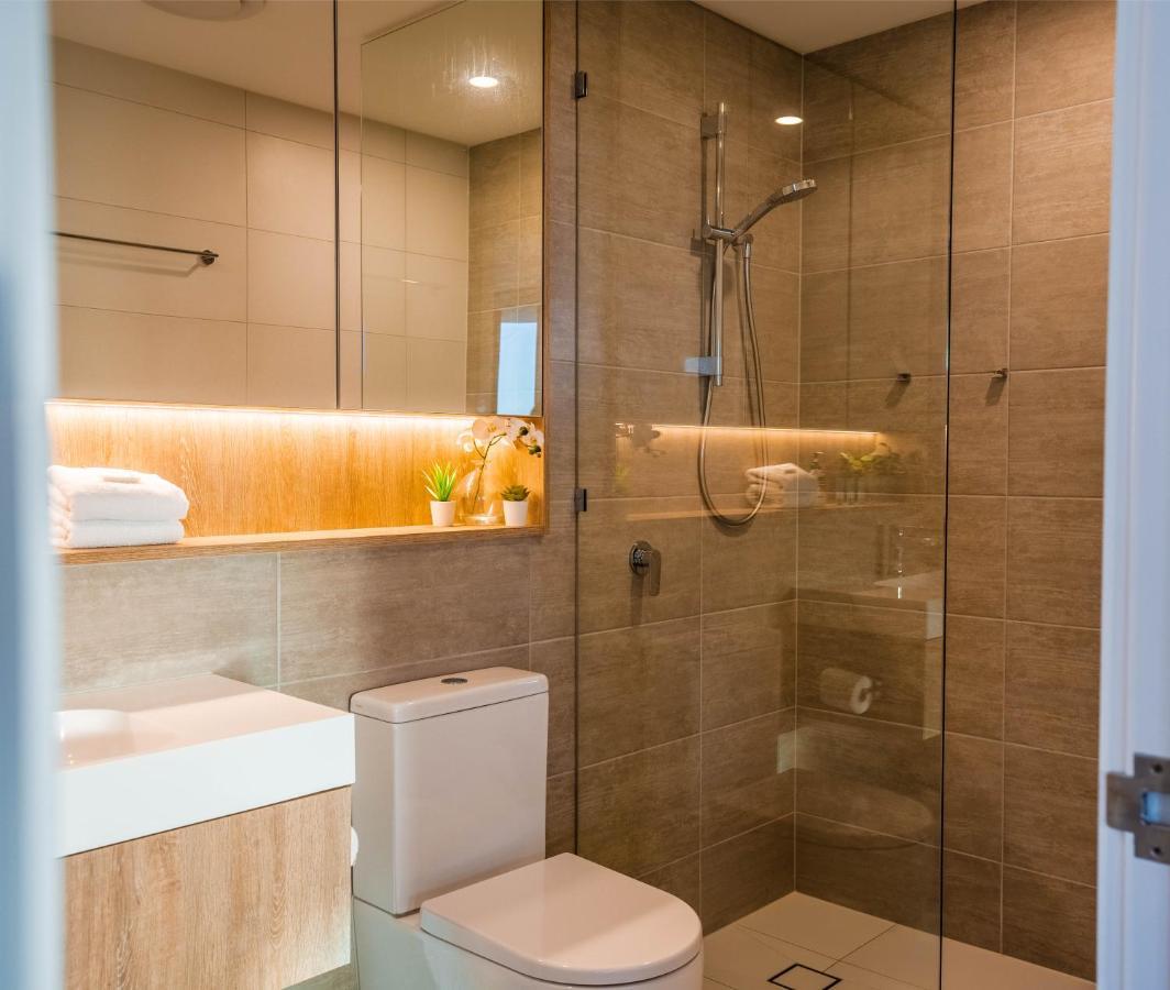 2 Bedroom Luxurious Family Apartment Next To Pacific Fair - Broadbeach Gold Coast Gc22 Zewnętrze zdjęcie