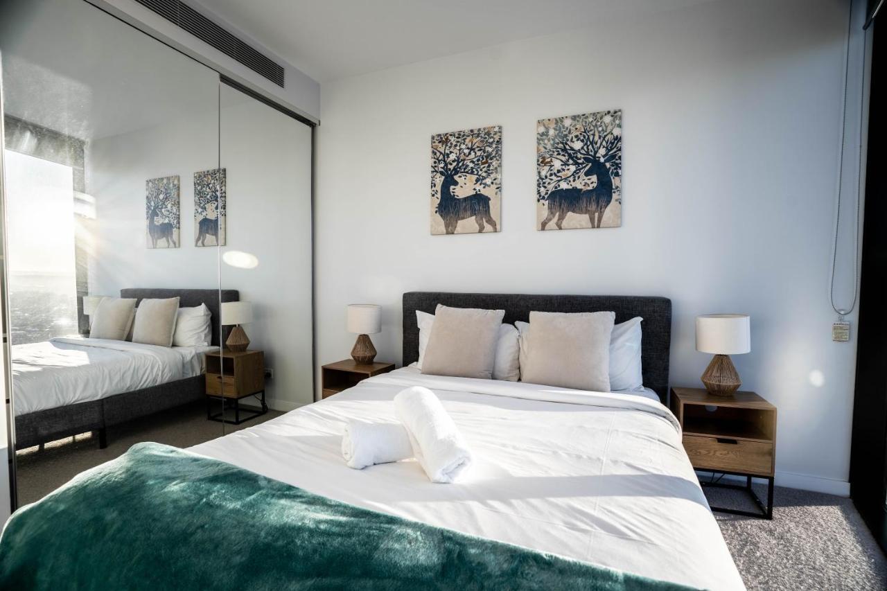 2 Bedroom Luxurious Family Apartment Next To Pacific Fair - Broadbeach Gold Coast Gc22 Zewnętrze zdjęcie